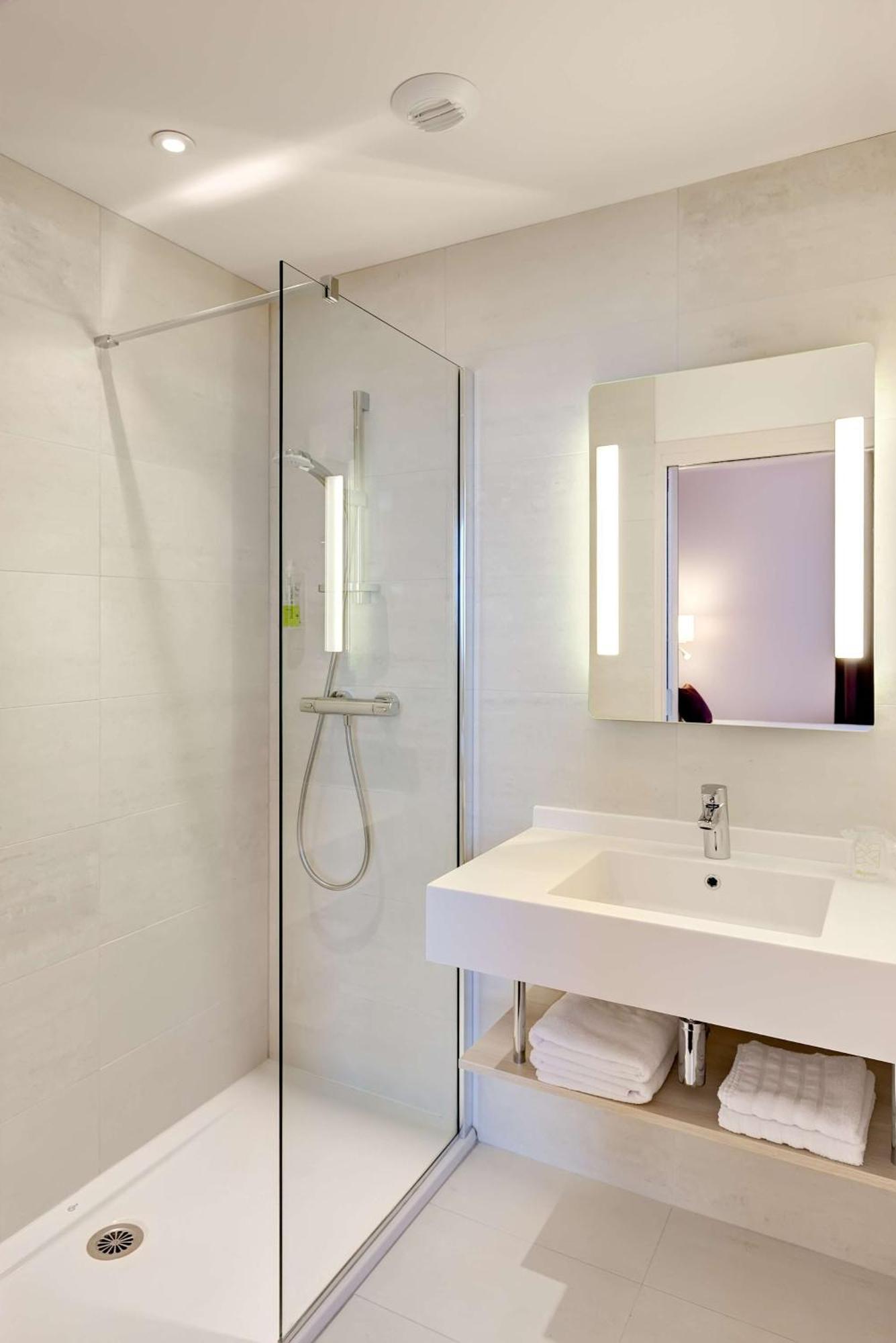 Brit Hotel Vendee Mer Les Achards  Zewnętrze zdjęcie