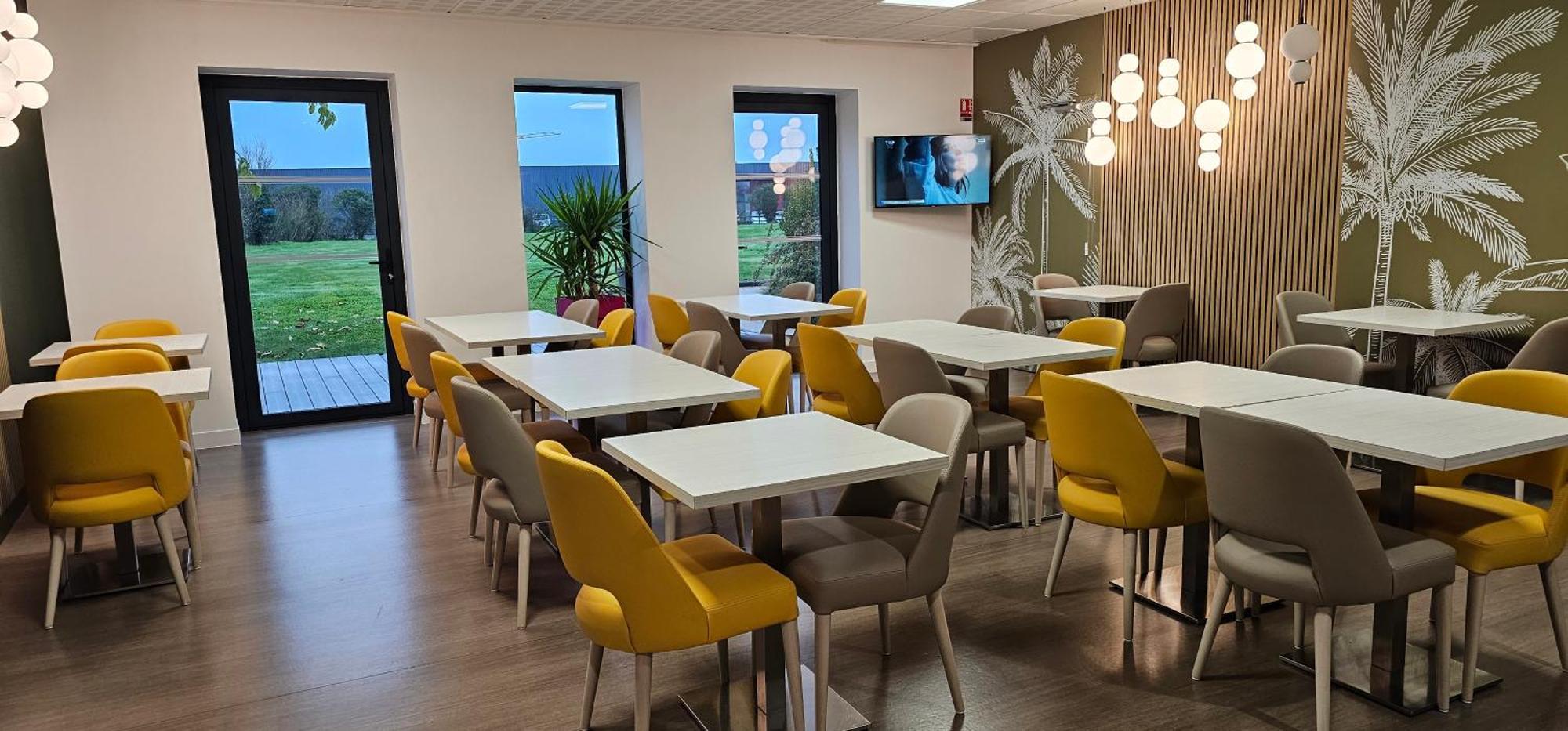 Brit Hotel Vendee Mer Les Achards  Zewnętrze zdjęcie